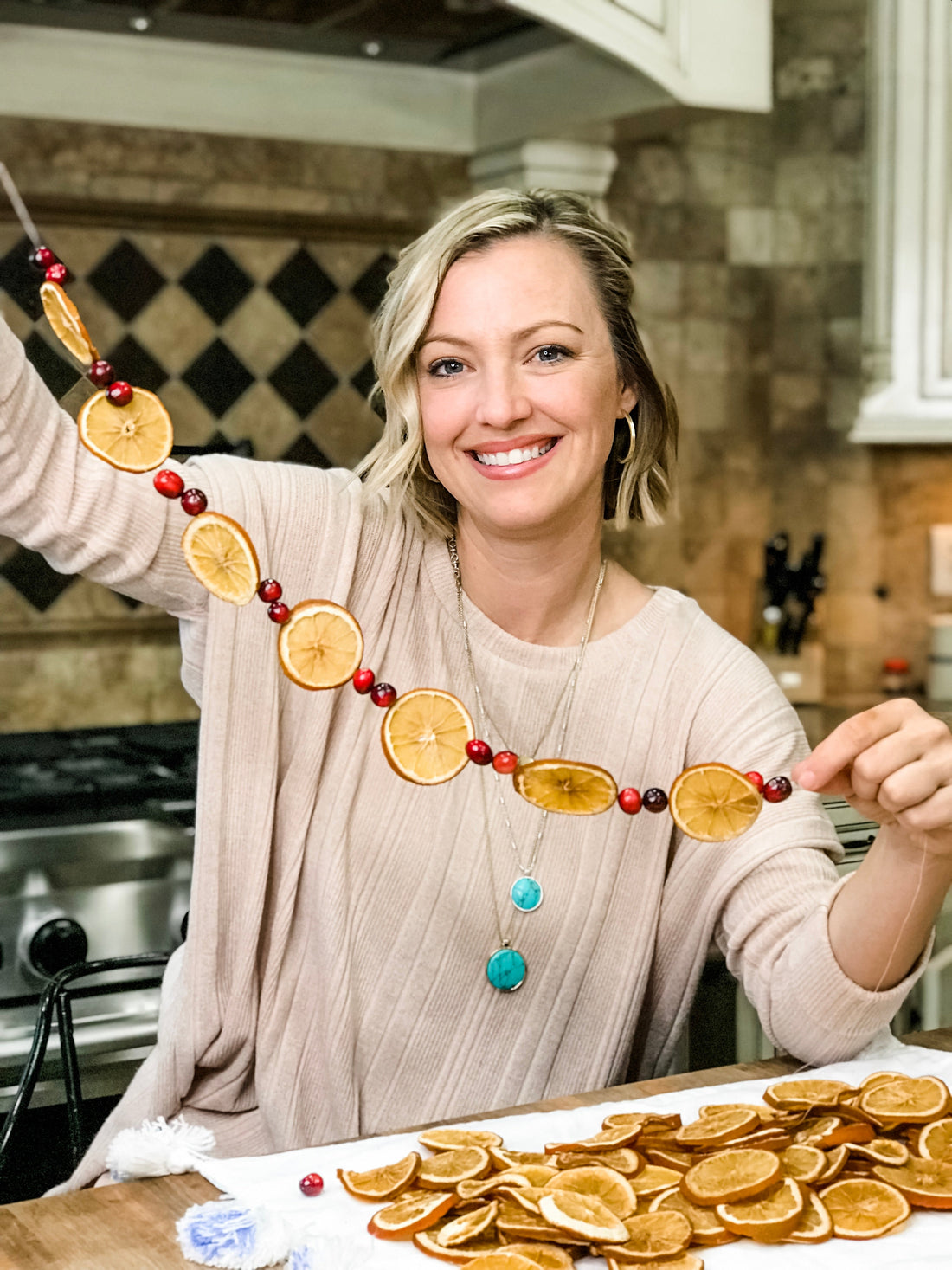 DIY Christmas Orange Garland