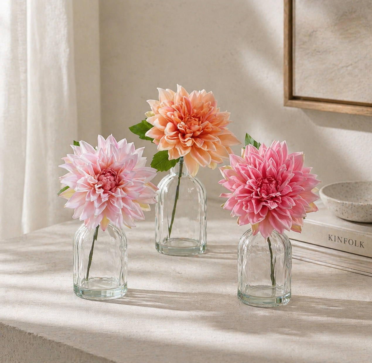 10" Real Touch Dahlia In Glass Vase