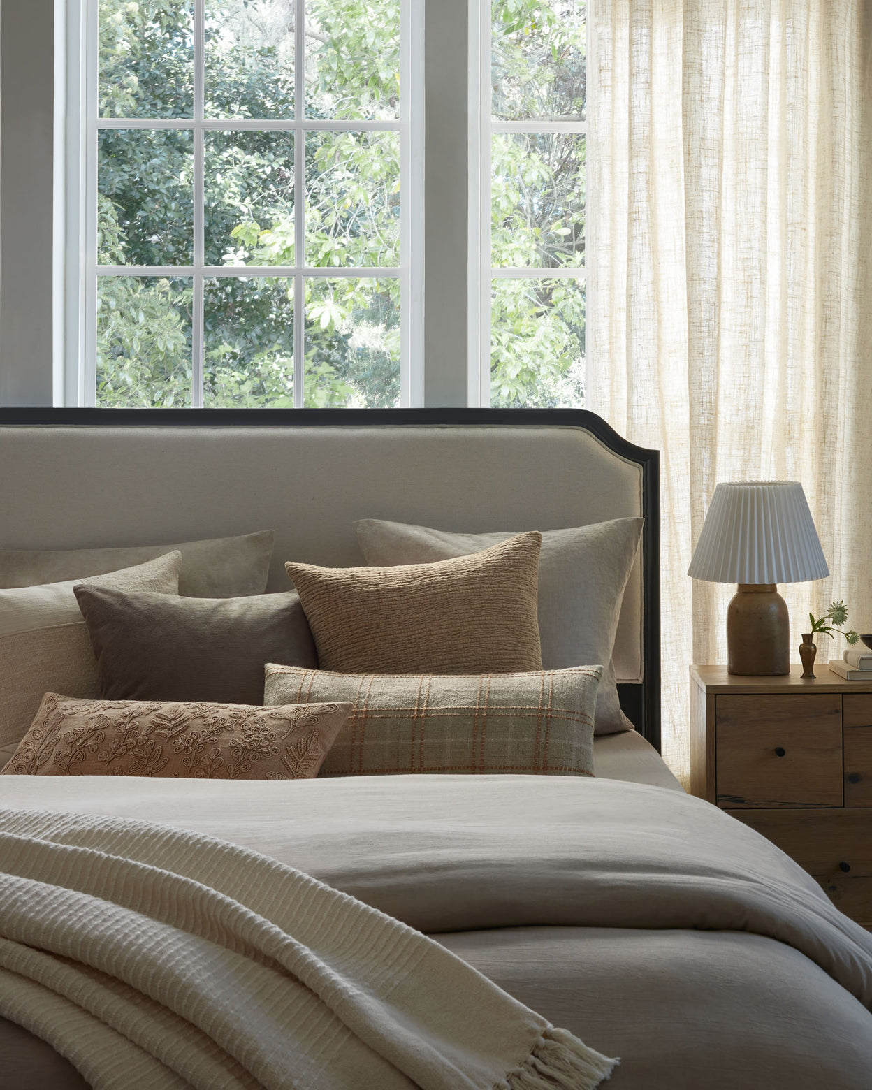 Louise Natural Lumbar Pillow