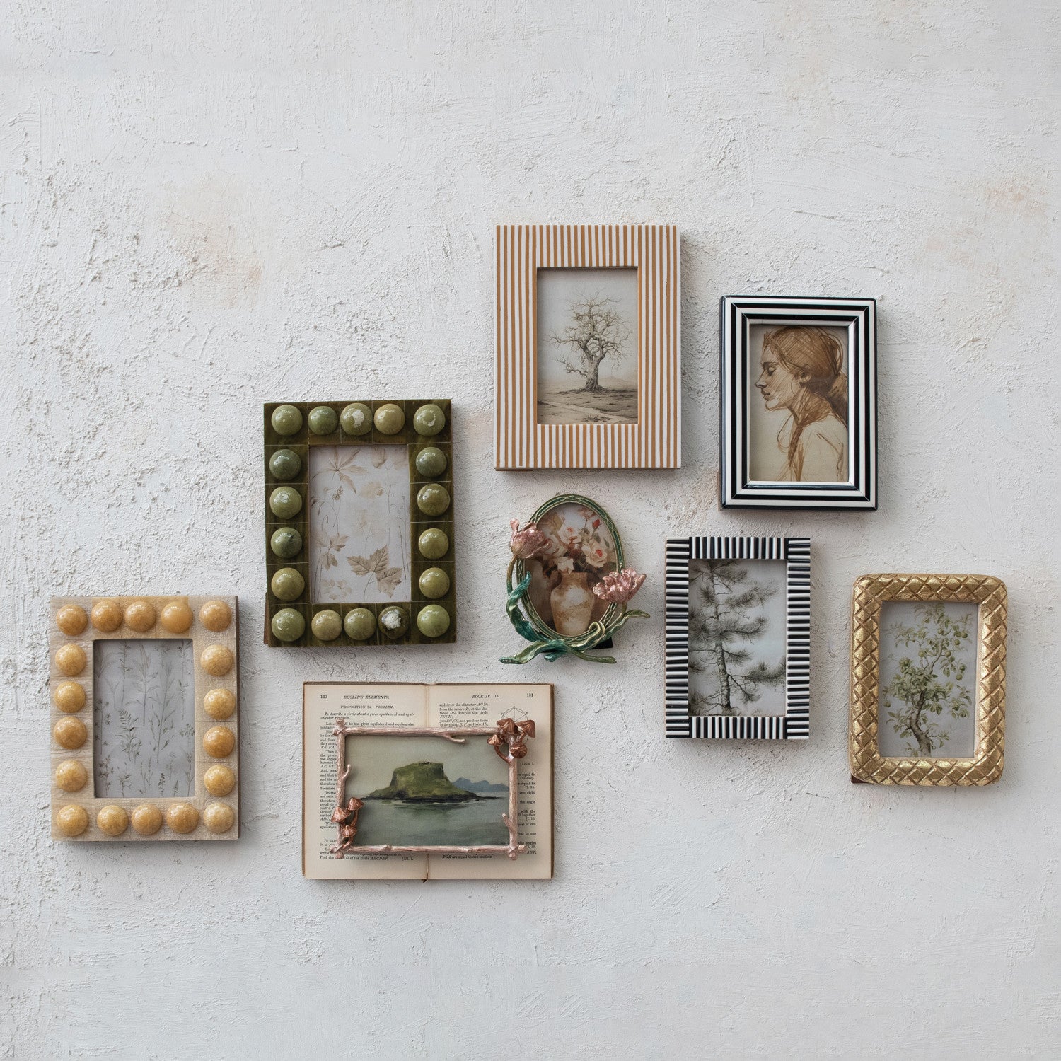 Black & White Striped Photo Frame